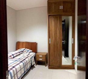 A4One (Regentown B5 No. 5) House For Rent